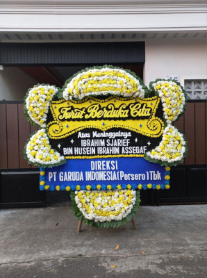 Papan Bunga Duka di Pentadu Timur